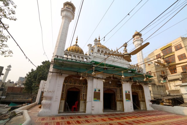 19 - Sunehri MAsjid