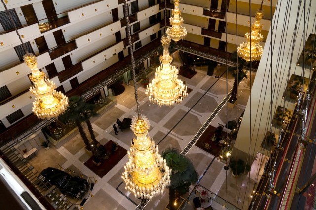 27 - PEarl Continental