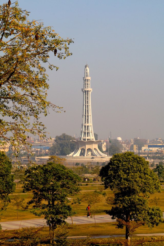 29 - Tower of Pakistan