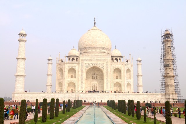 2 - AGRA TAJ MAHAL