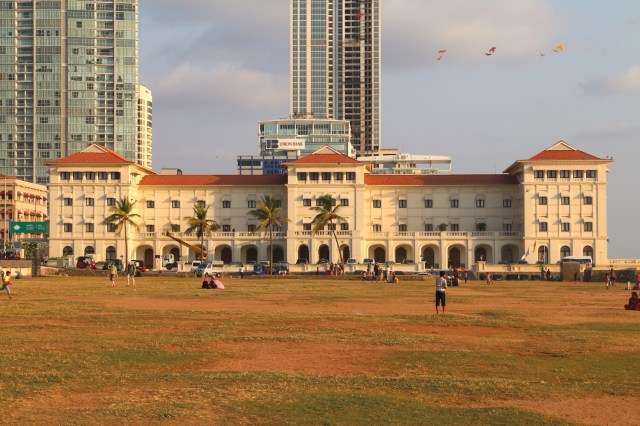 25 - Galle Face Once More