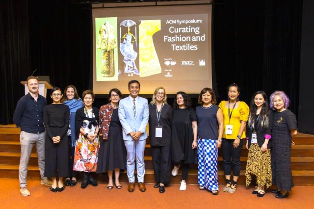 24 - Fashion Symposium