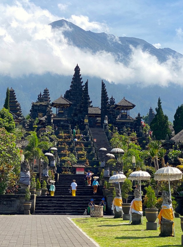 1 - Besakih and Gunung Agung