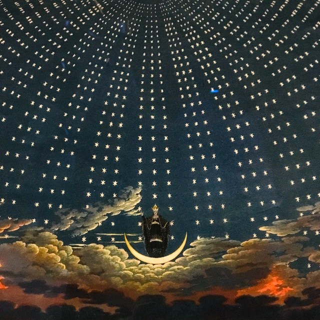 5 - QUEEN OF THE NIGHT